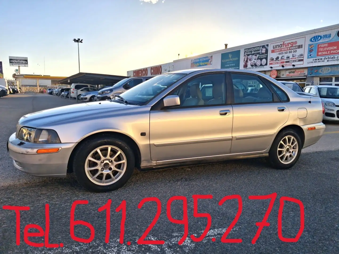 Volvo S40 1.8 Premium Gris - 2