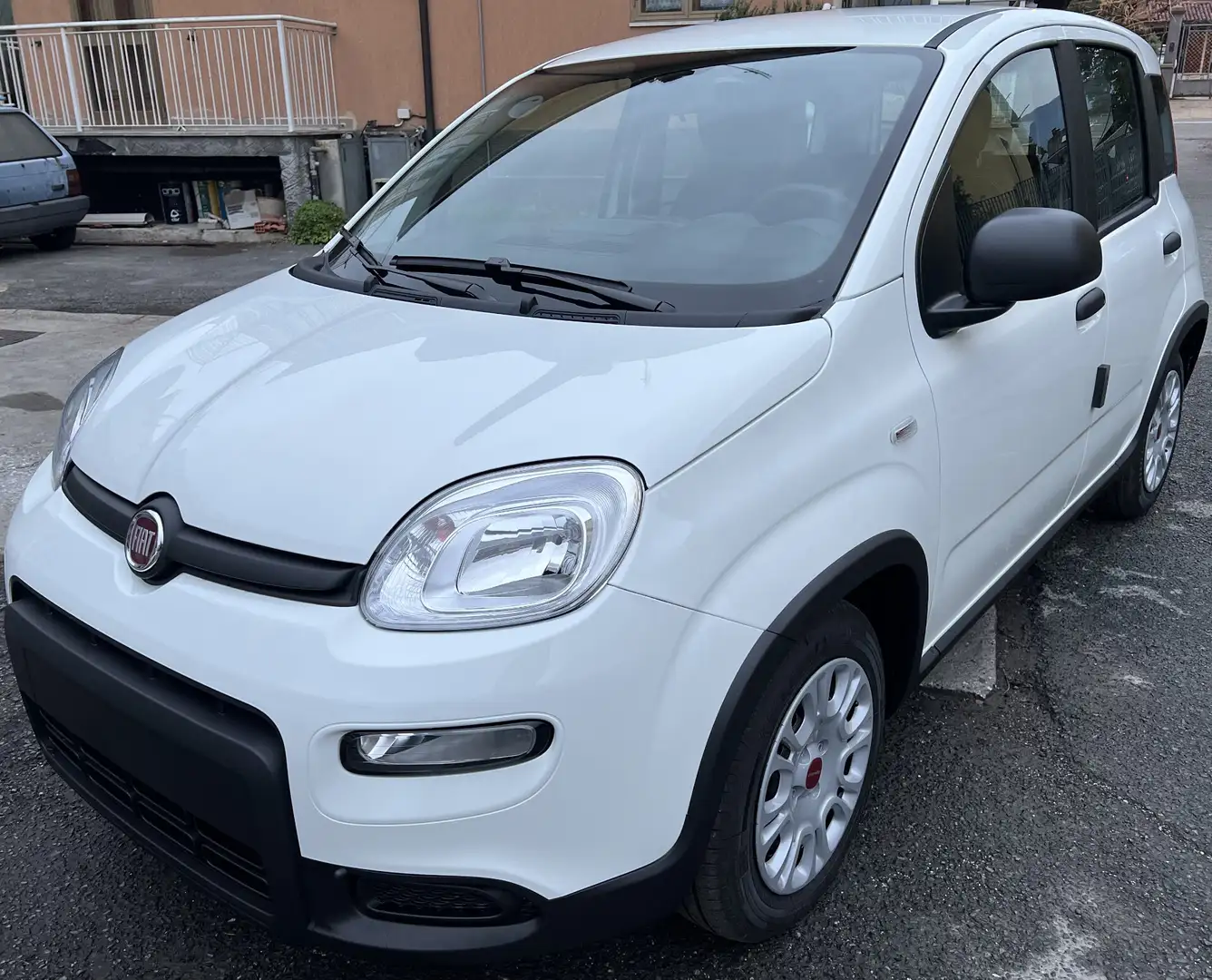 Fiat Panda 1.0 70cv Hybrid - PACK CITY Blanc - 1