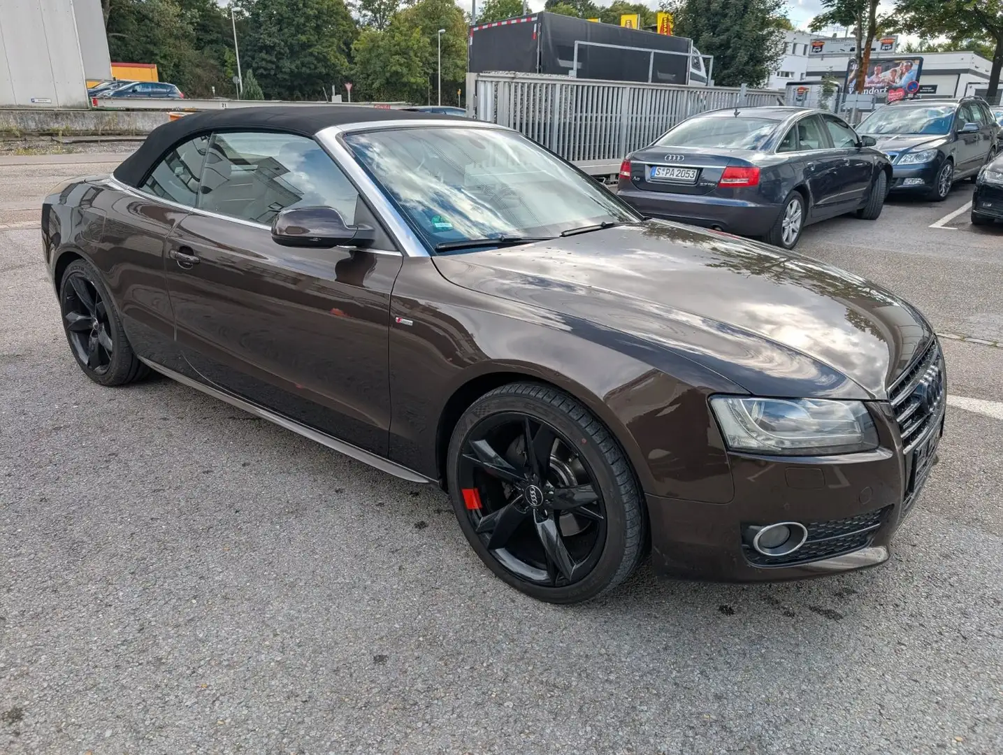 Audi A5 Cabriolet 2.0 TFSI S-Line Automatik Braun - 1