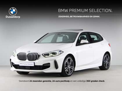 BMW 118 1 Serie 118i High Executive M-Sport Head up displa