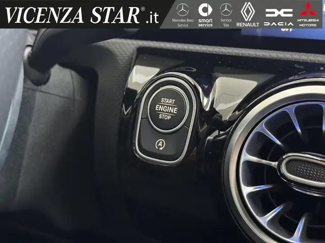 Mercedes-Benz A-Class view 14