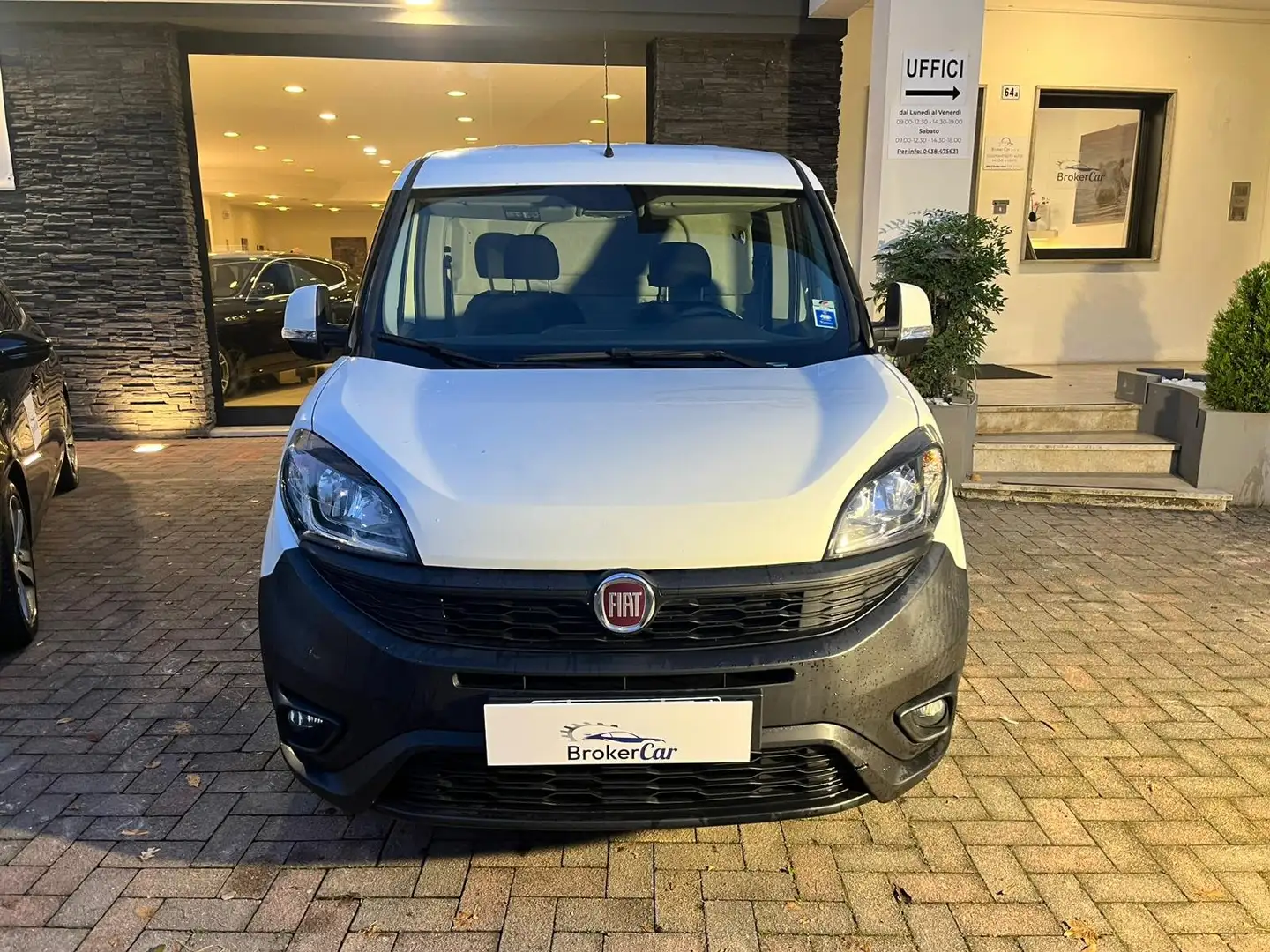 Fiat Doblo Doblo 1.3 mjt 16v Active Weiß - 2