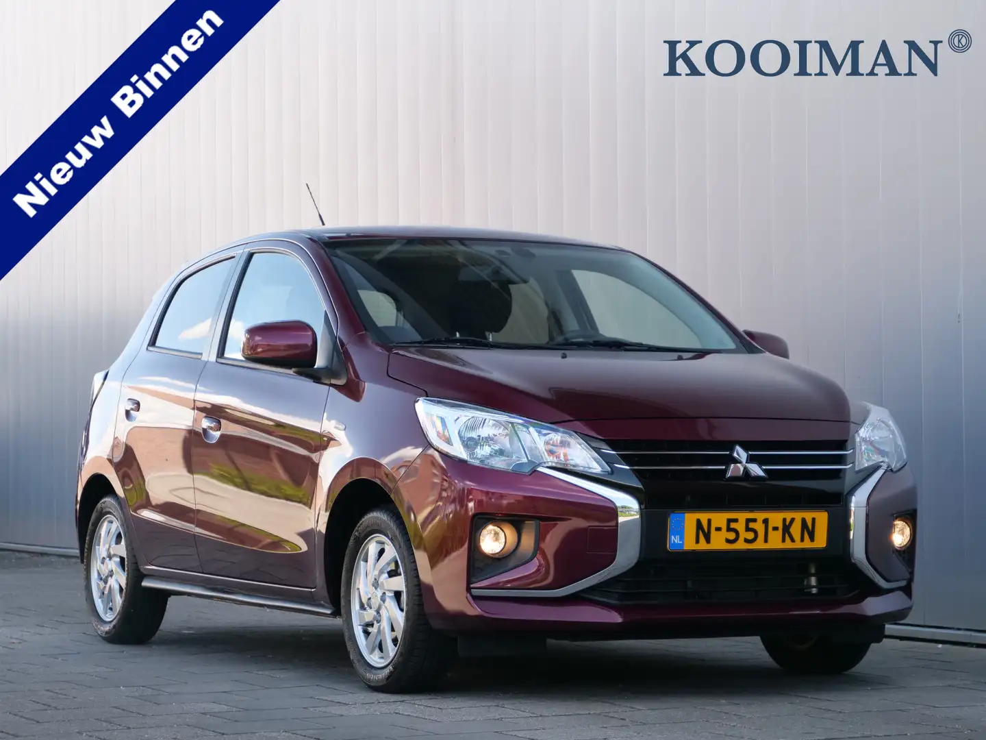 Mitsubishi Space Star 1.2 Intense Apple Carplay / Camera / Stoelverwarmi Rood - 1