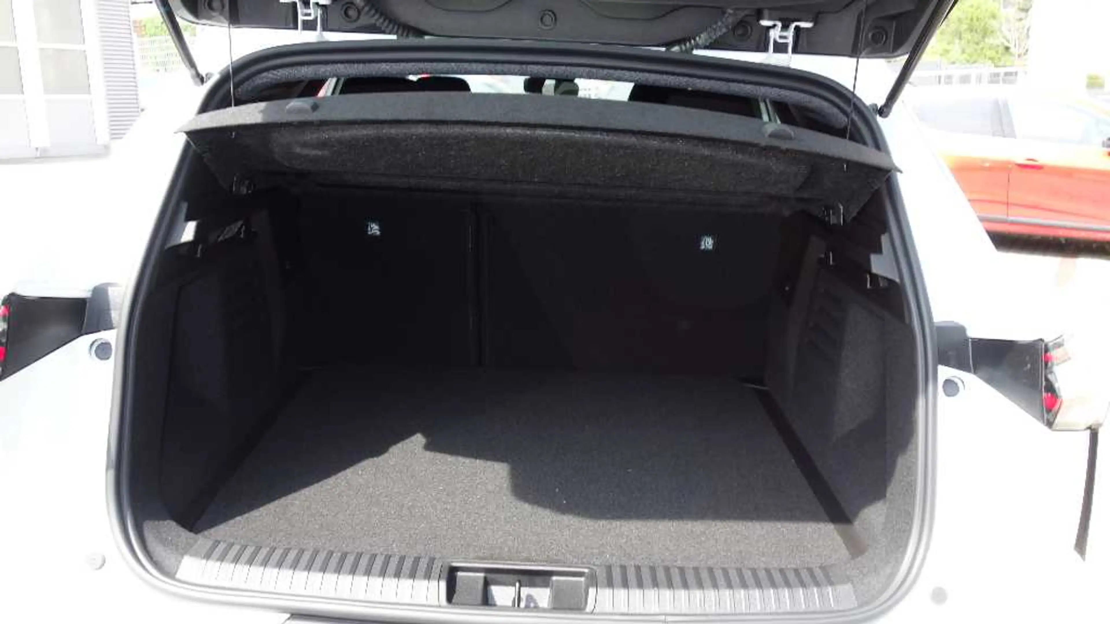 Mitsubishi Grandis Diamant PLUS 1.3 T-Benziner 7-DCT AKTION — photo 10