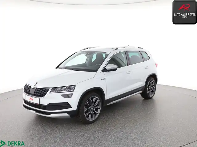 Skoda Karoq Karoq 2.0 TDI 4x4 SCOUT PANO,KESSY,ACC,AHK,SH