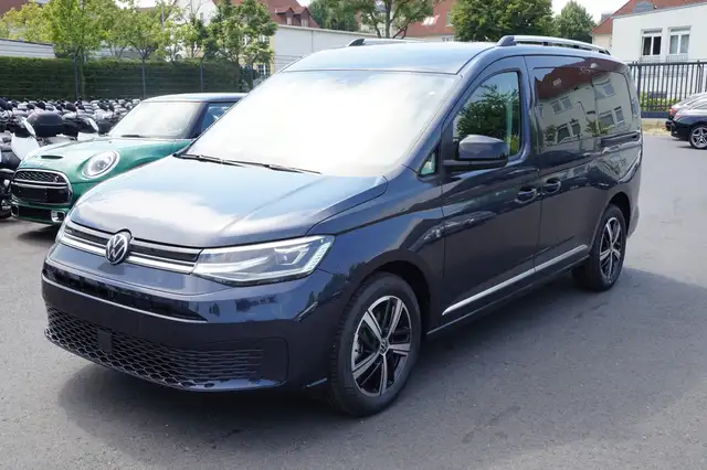 Volkswagen Caddy view 2