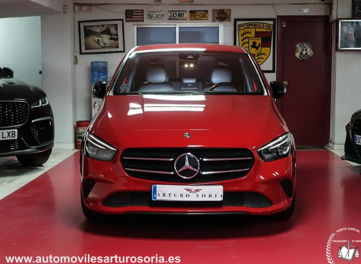Mercedes-Benz B 200 7G-DCT Rojo - 2