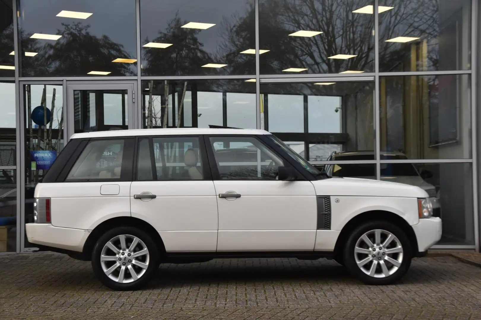 Land Rover Range Rover 4.2 V8 Supercharged SE Leder Dak Youngtimer Blanc - 2