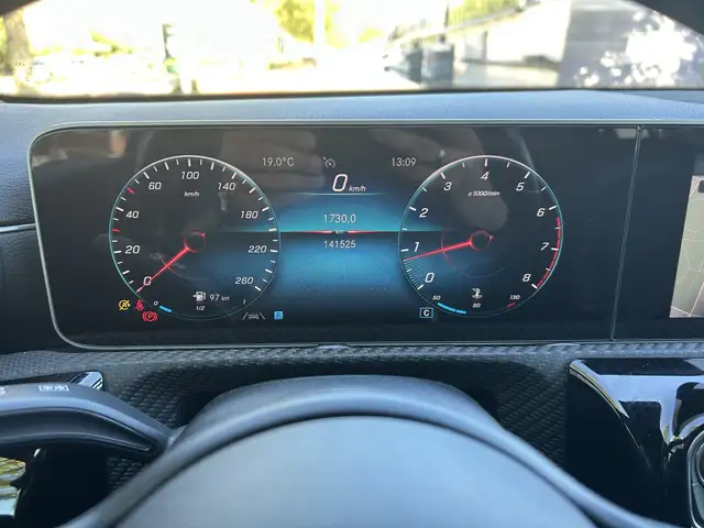 Mercedes-Benz A-Class view 9