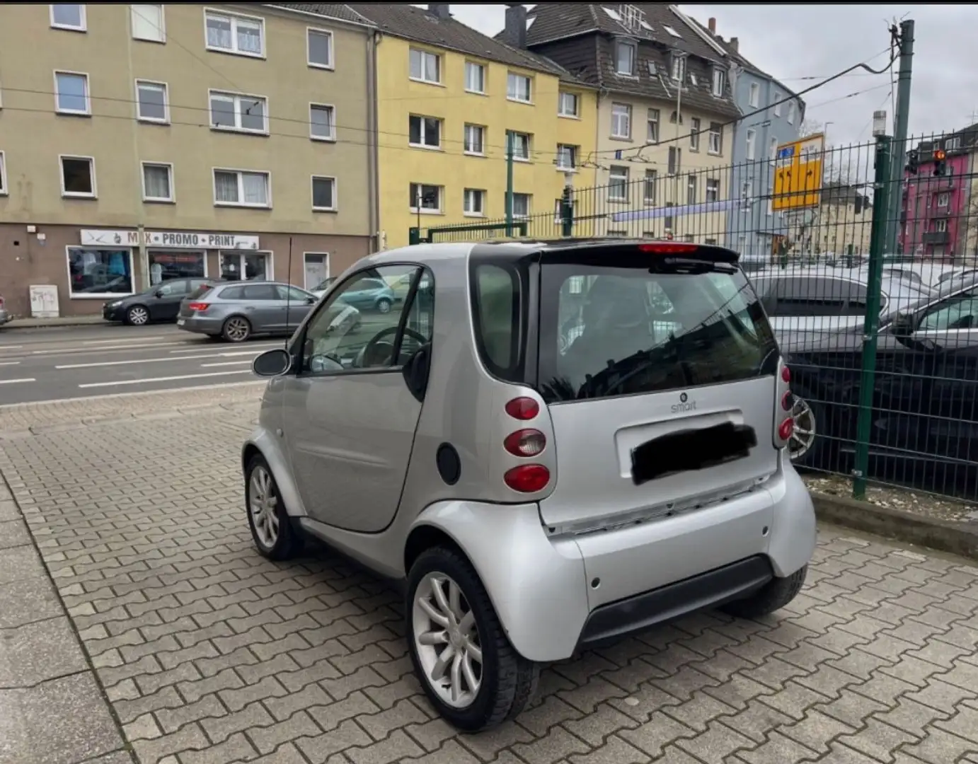 smart forTwo fortwo coupe Basis TÜV NEU /PANORAMA DACH Silber - 2