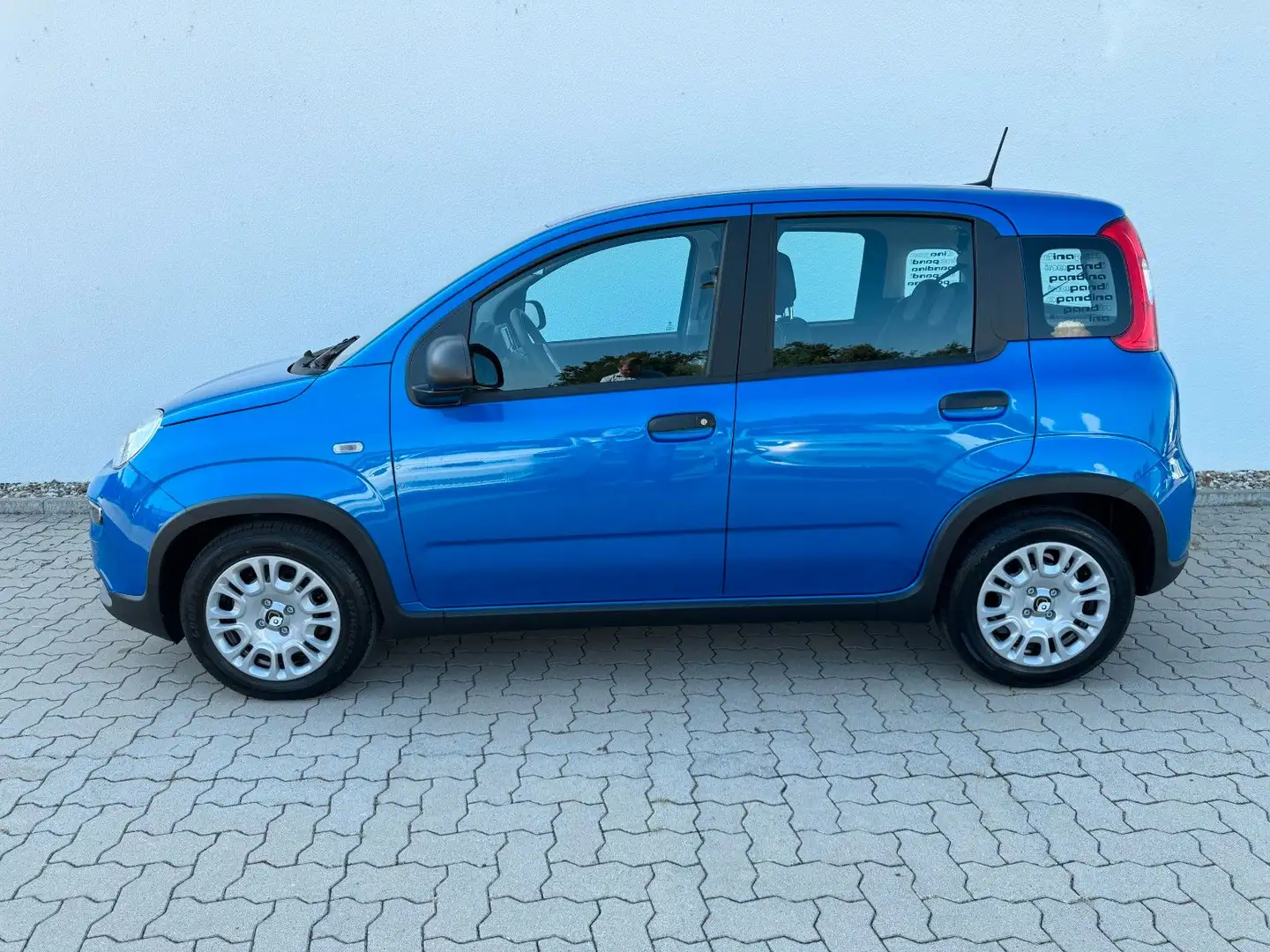 Fiat Panda 1.0 Hybrid+Komfortpaket+5Sitz+LED Bleu - 2