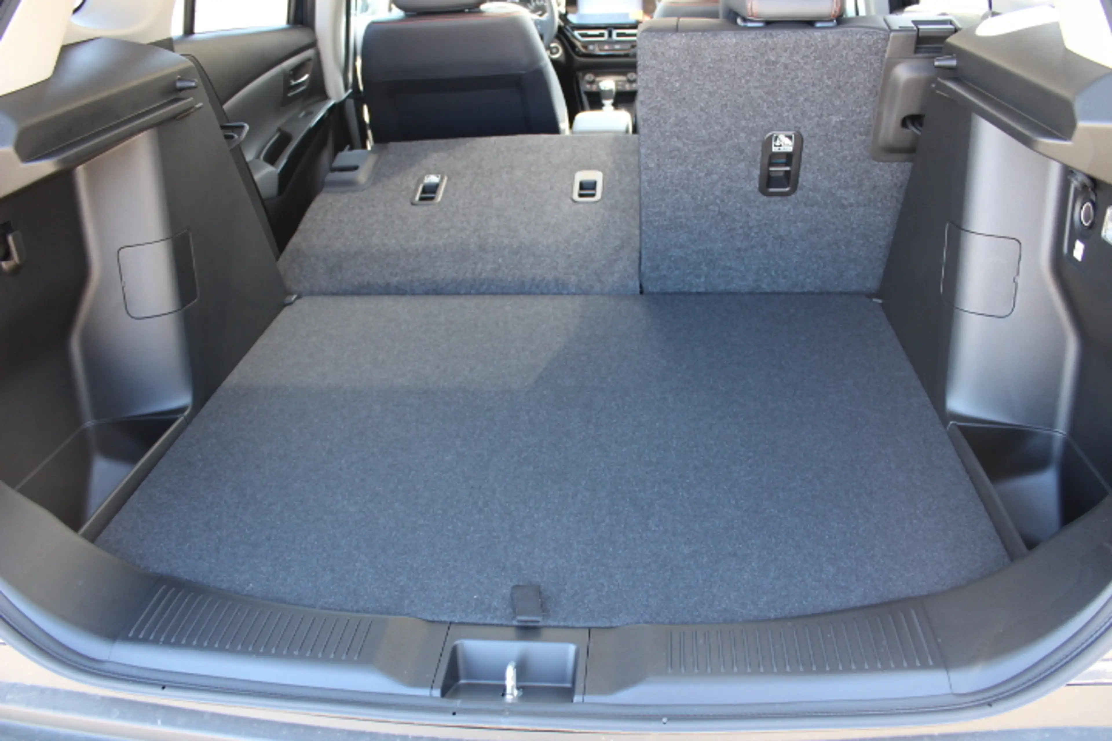 Suzuki S-Cross 1,4 Boosterjet Allgrip Comfort+ Xite — photo 9