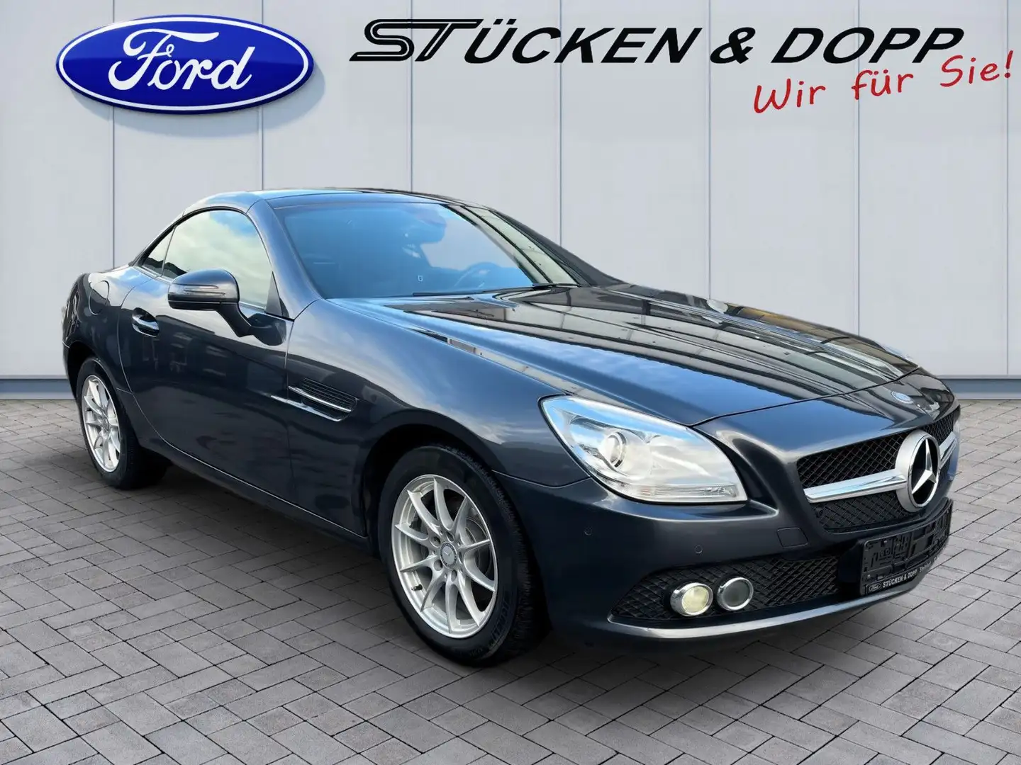 Mercedes-Benz SLK 200 Roadster+Panorama-Vario+Navi+... Grau - 1