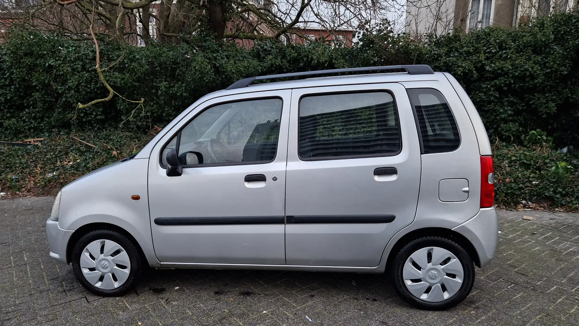 Suzuki Wagon R+ Wagon R+ 1.2 Comfort Silber - 1