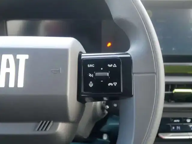 Fiat Grande Panda ICON HYBRID 1.2 eDCT