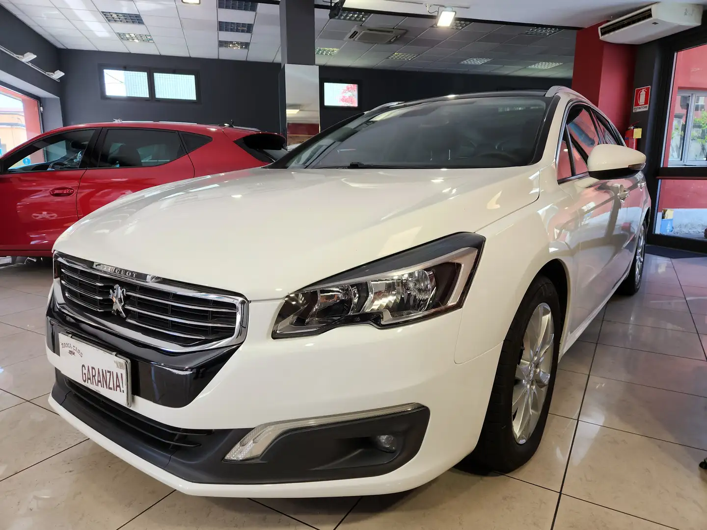 Peugeot 508 SW 1.6 bluehdi Allure s Wit - 1