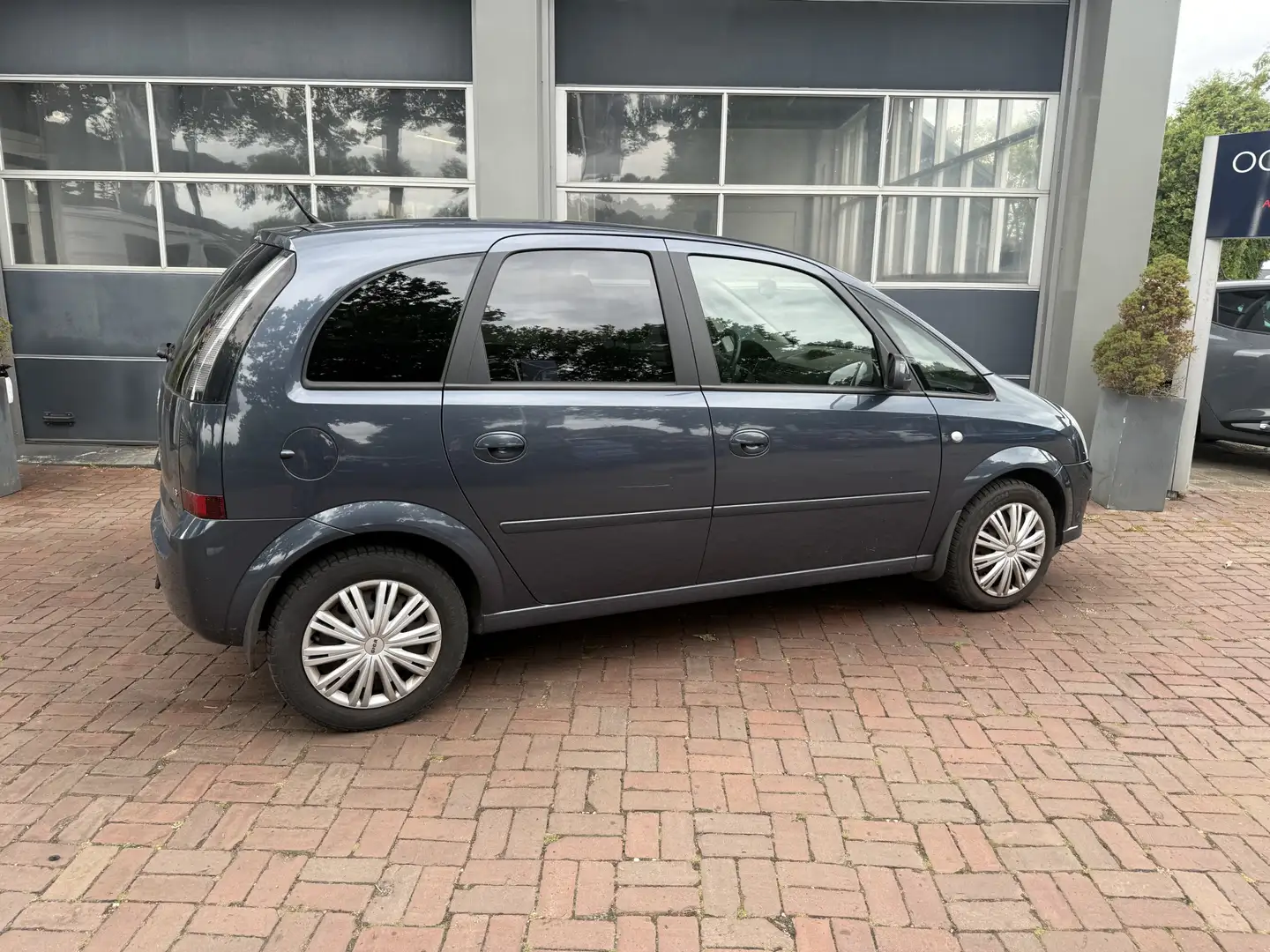 Opel Meriva 1.6-16V Enjoy Hoge Zit airco,trekhaak Bj 2006 km 1 Grijs - 2