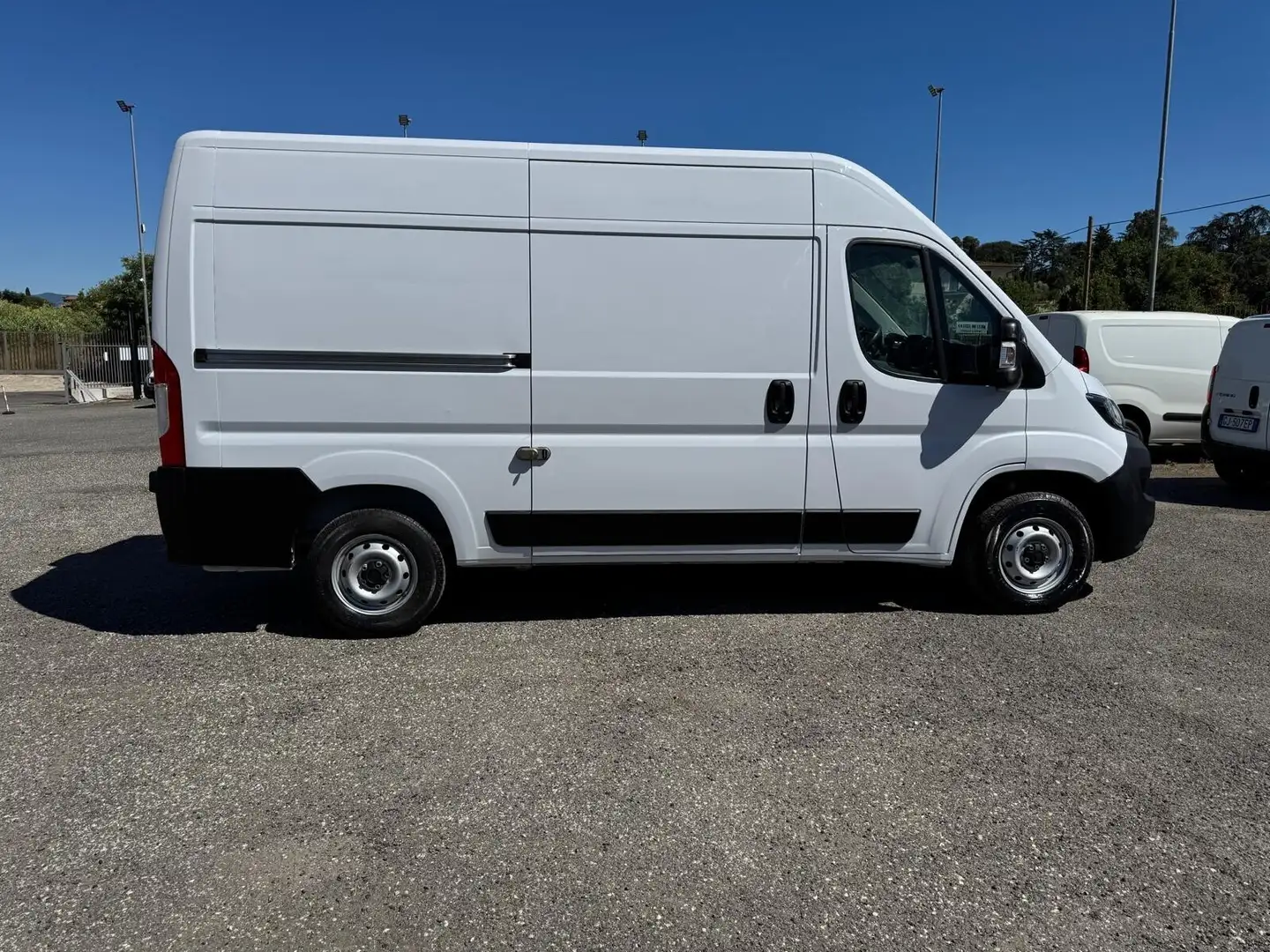 Fiat Ducato 33 2.2 Mjt 140CV L2 H2 Furgone Blanc - 2