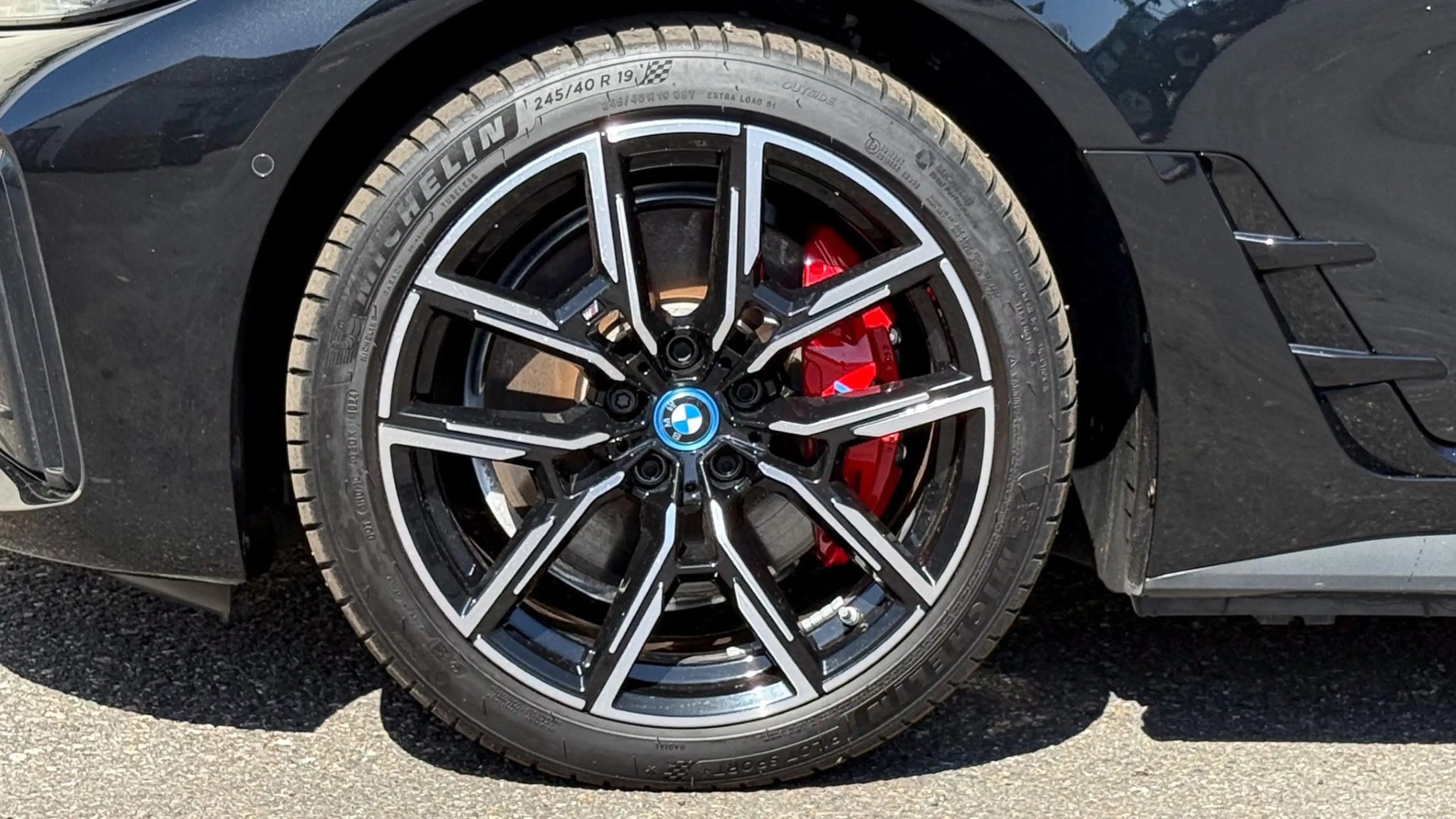 BMW i4 Gran Coupe eDrive35 M-Sportpaket Pro — photo 8