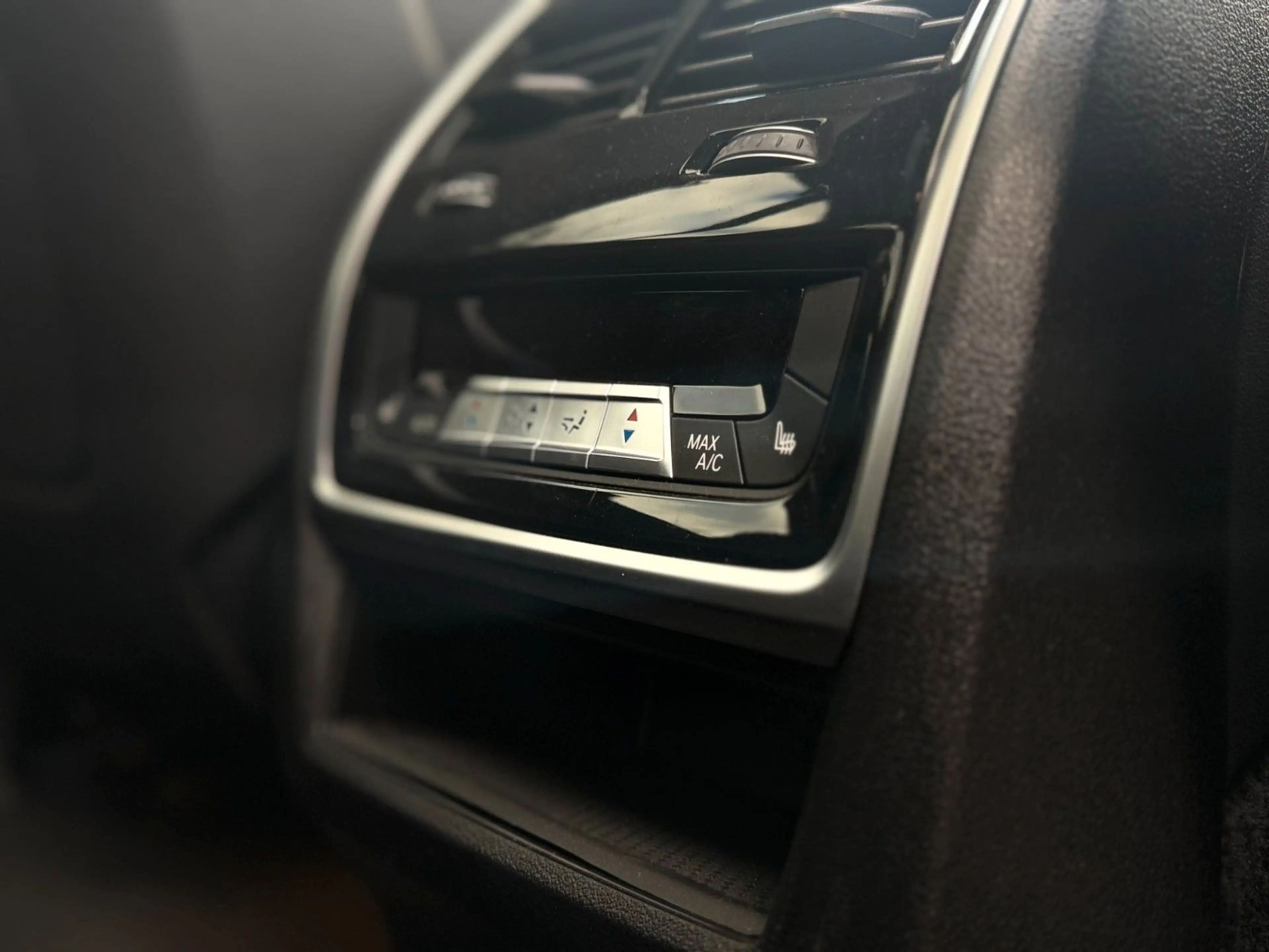 BMW X5 xDrive40d M-Sport DrivePRO 20" Pano Soft 360° — photo 15