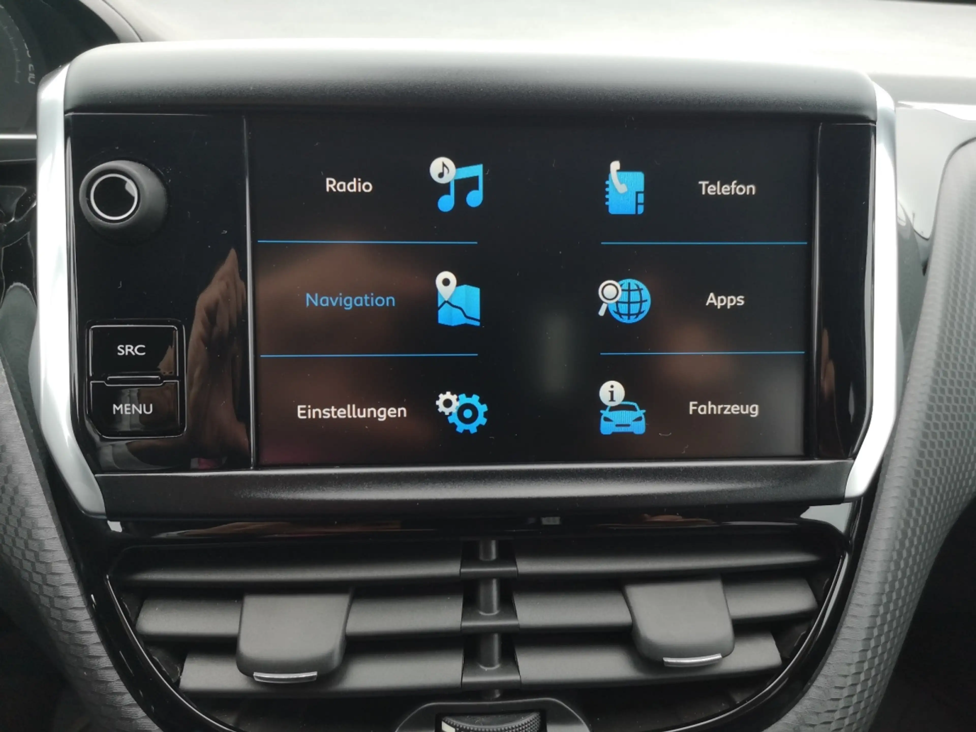 Peugeot 2008 1,2 PureTech 110 — photo 15