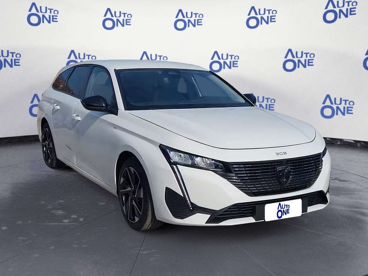Peugeot 308 Allure BlueHDi 130 EAT8 S&S aut. -**