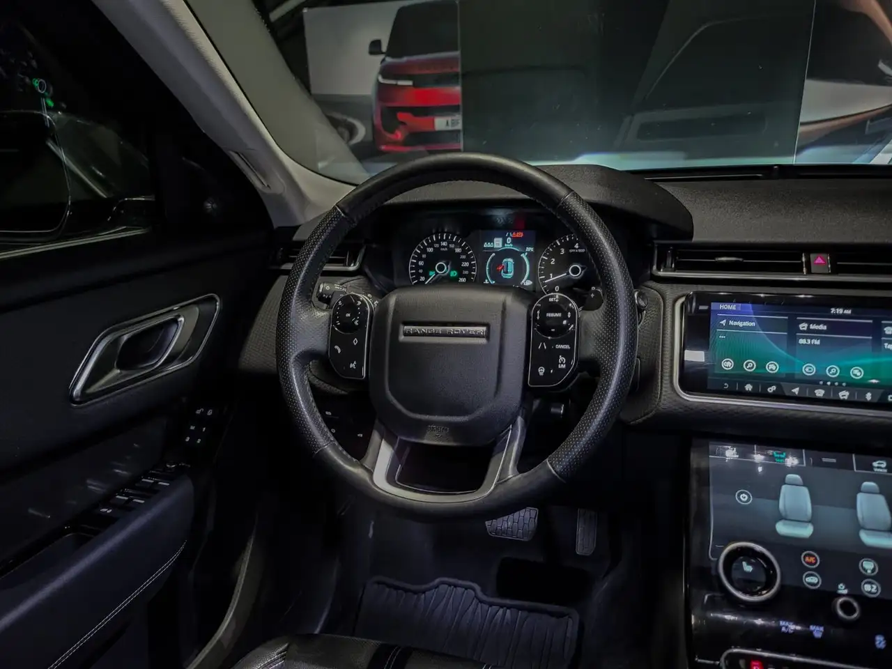 Land Rover Range Rover Velar fotografie Land Rover Range Rover Velar