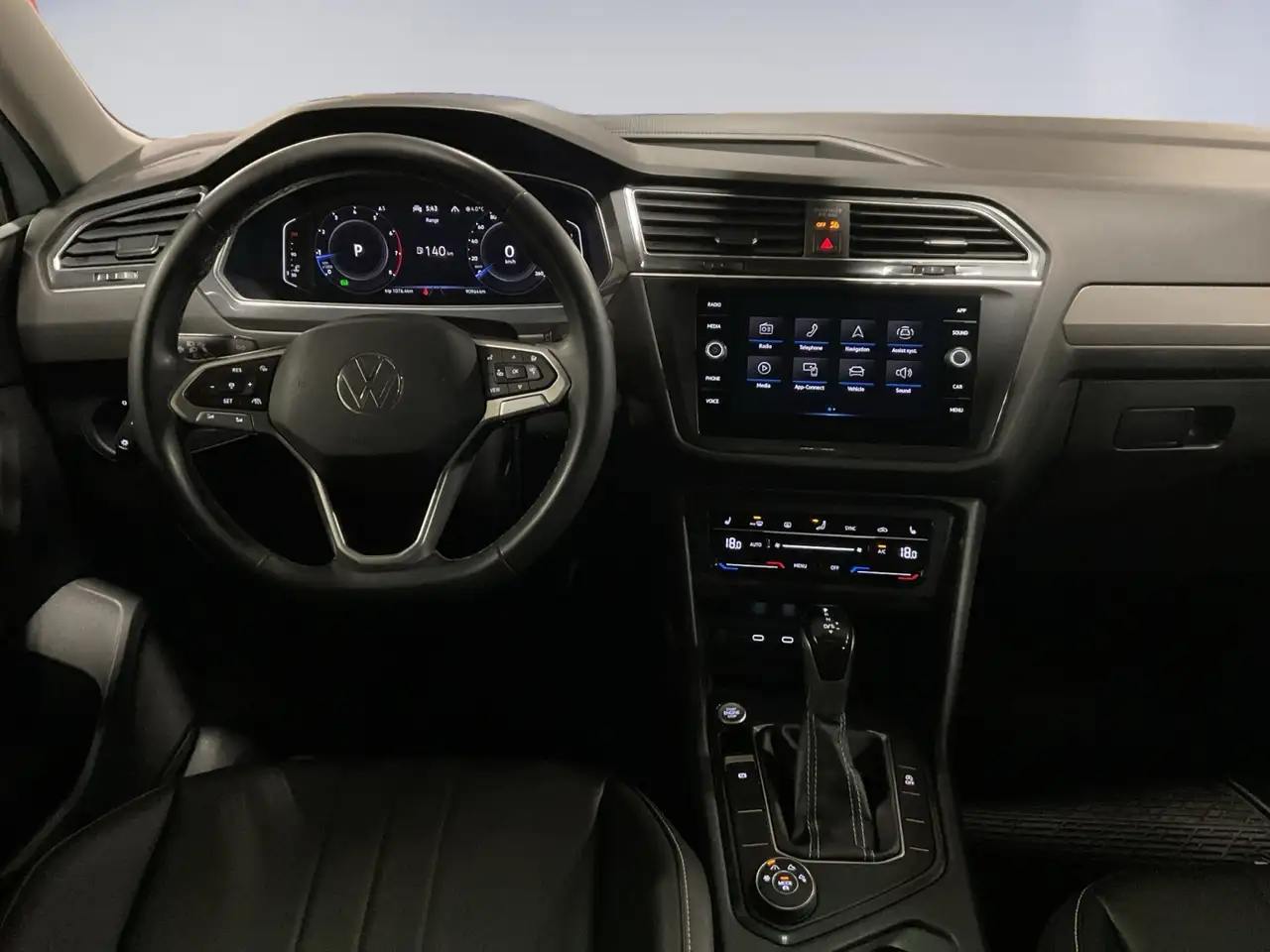 Volkswagen Tiguan снимка Volkswagen Tiguan