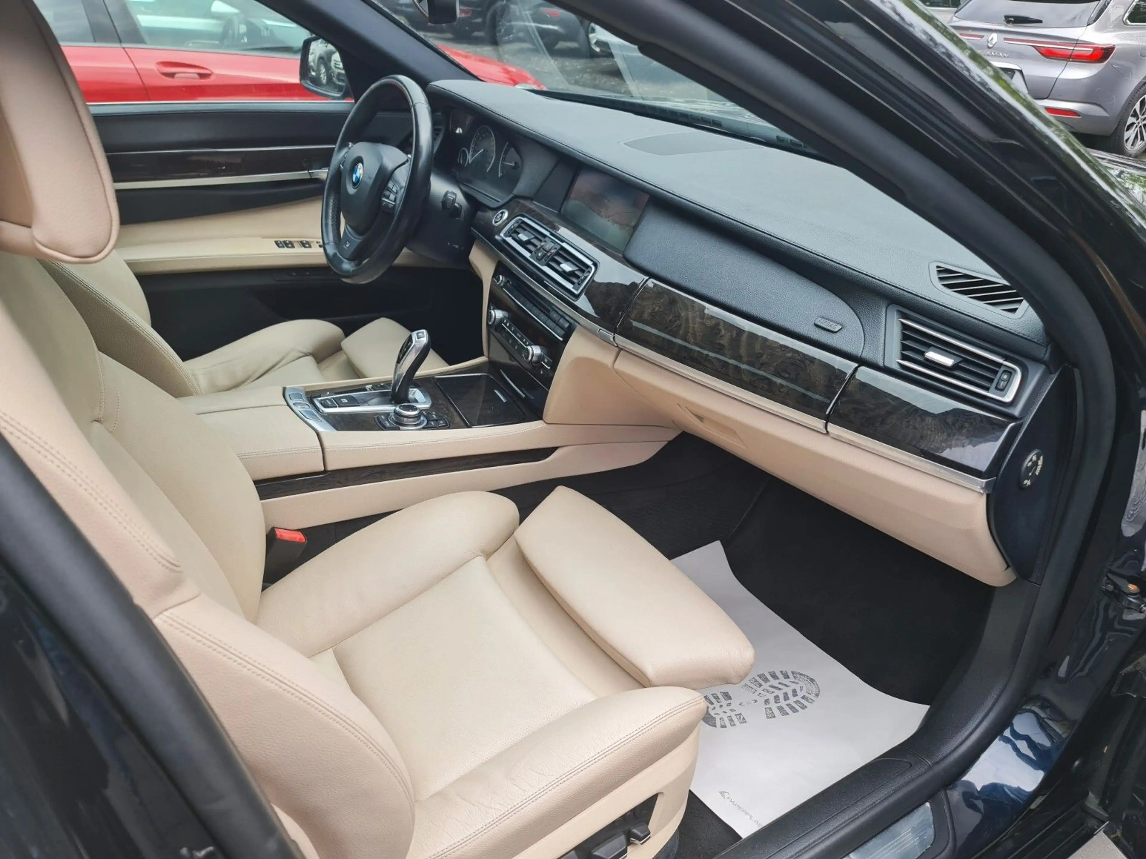 BMW 730 d M Sport Paket/AKTIVLENKUNG/DYNAMIC DRIVE — photo 12