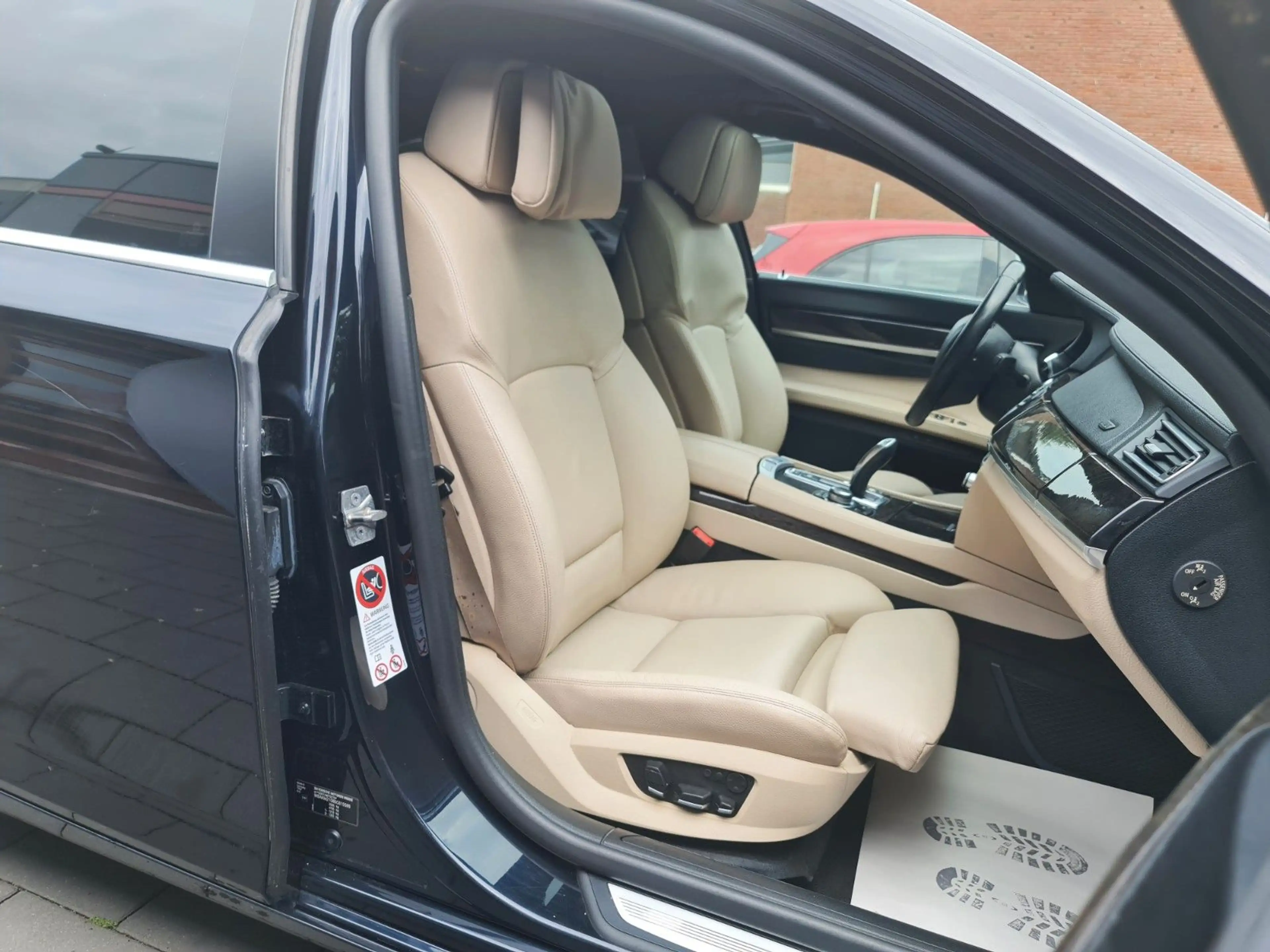 BMW 730 d M Sport Paket/AKTIVLENKUNG/DYNAMIC DRIVE — photo 10