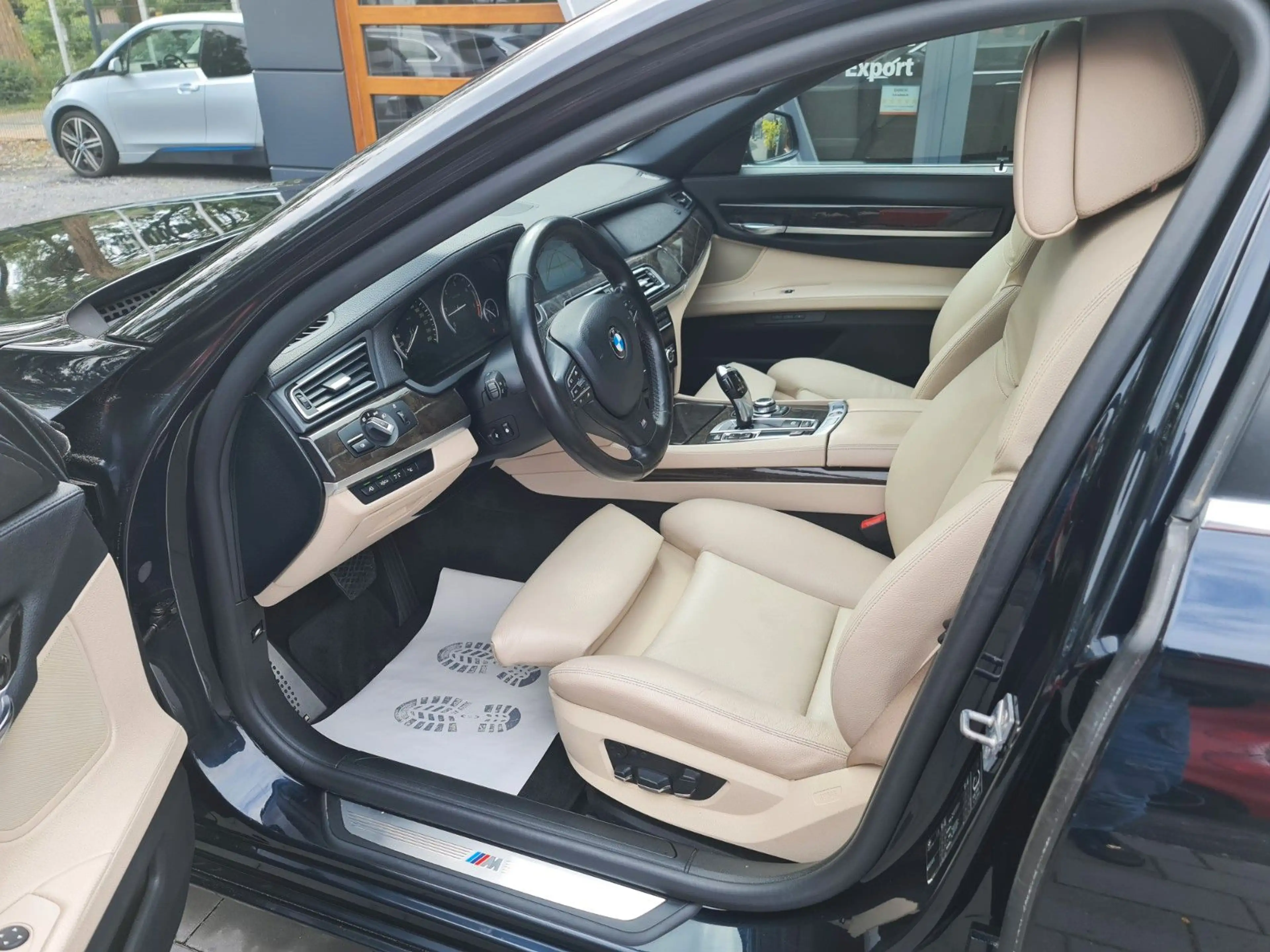 BMW 730 d M Sport Paket/AKTIVLENKUNG/DYNAMIC DRIVE — photo 15