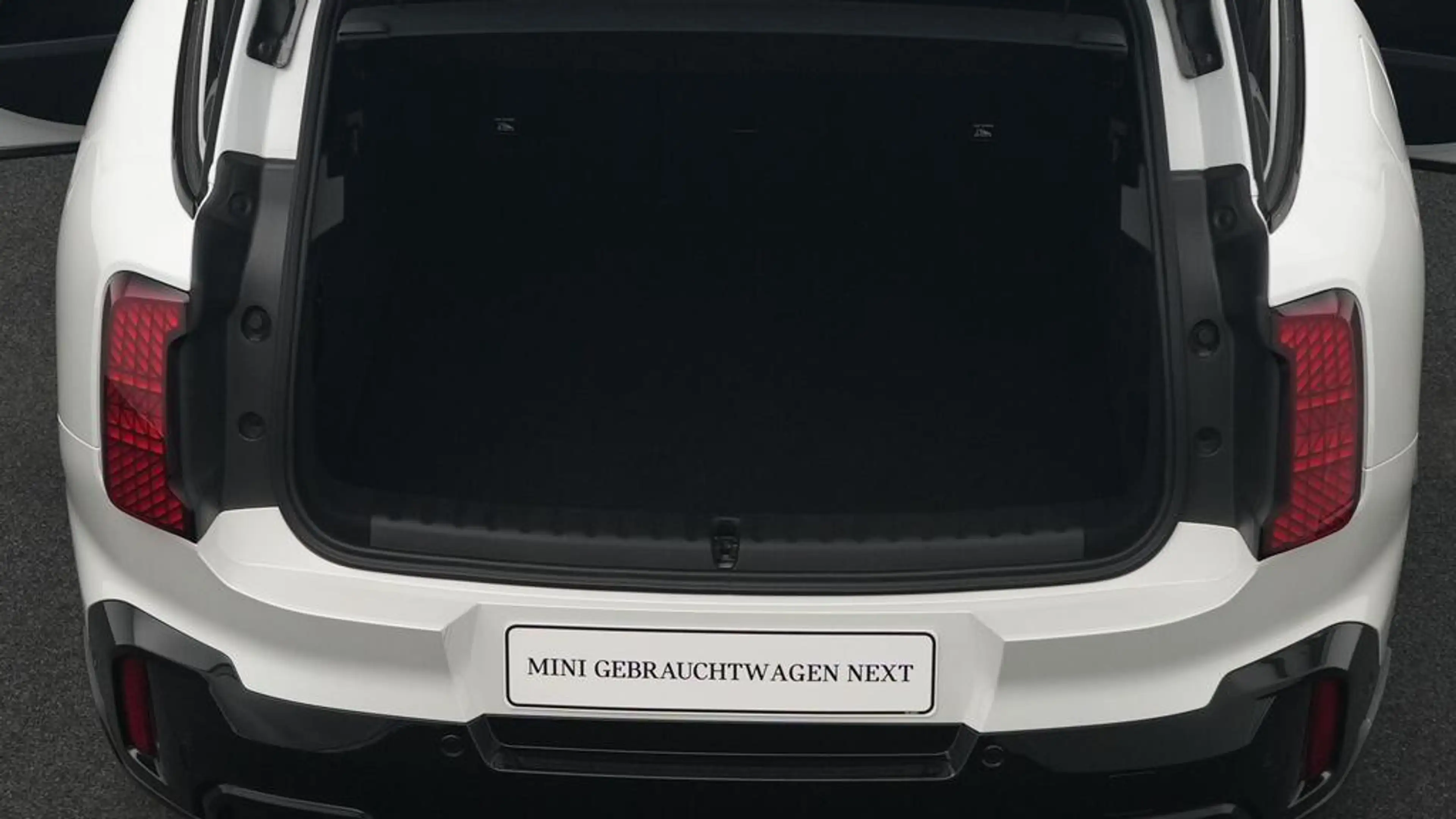 MINI Countryman S All4 John Cooper Works Trim — photo 24