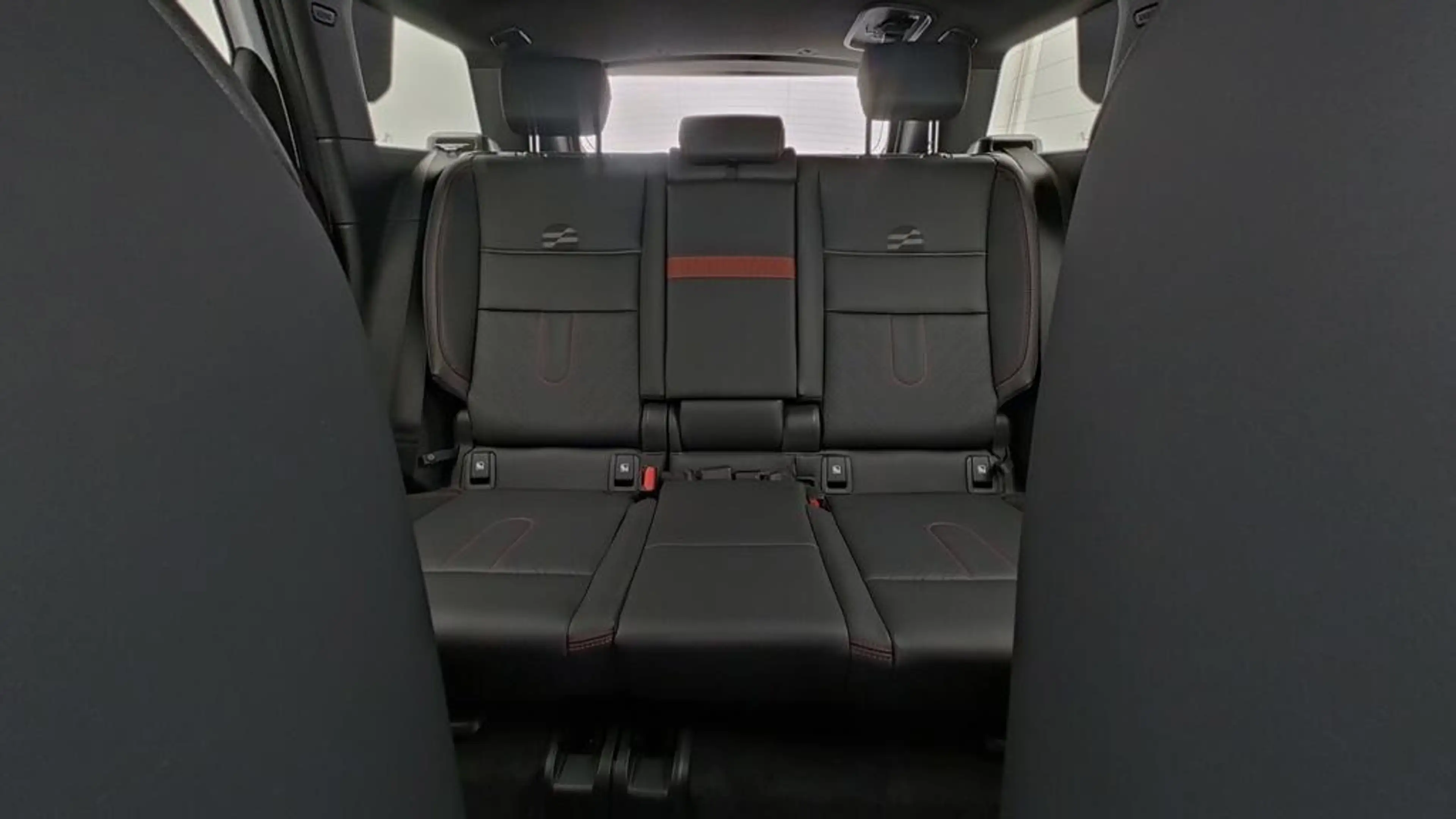 MINI Countryman S All4 John Cooper Works Trim — photo 25