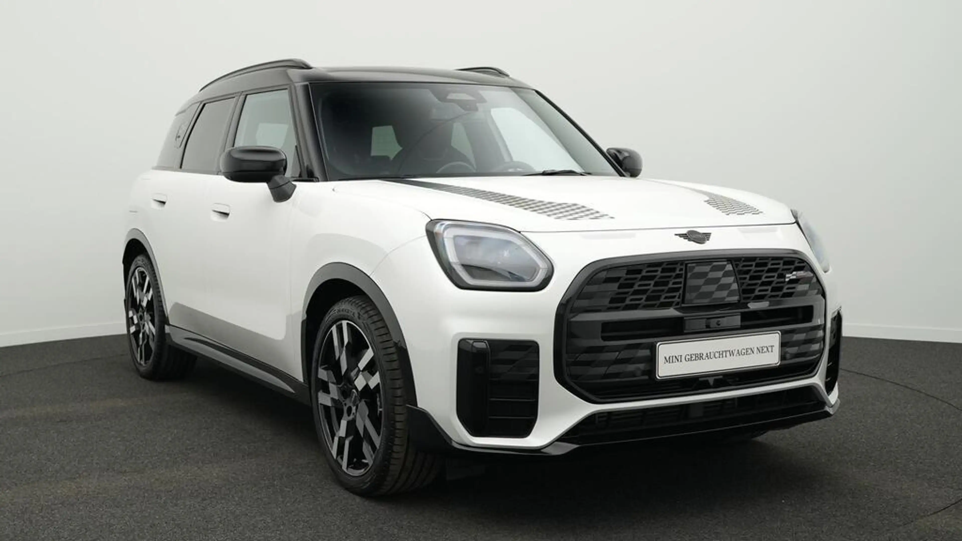 MINI Countryman S All4 John Cooper Works Trim — photo 14