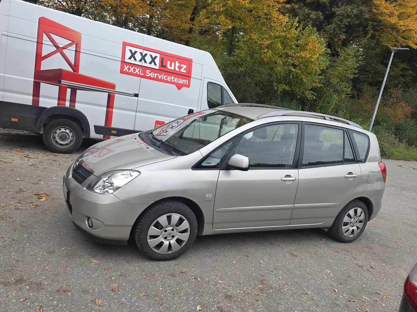 Toyota Corolla Verso 1.6 VVT-i Auriu - 2