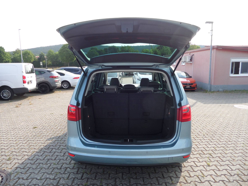 SEAT Alhambra Style 7-Sitzer+Bi-Xenon+Navi+3xKlima+Tempo+SHZ+PDC+4x Reifen NEU — photo 13