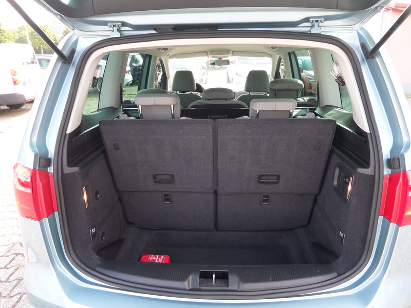 SEAT Alhambra Style 7-Sitzer+Bi-Xenon+Navi+3xKlima+Tempo+SHZ+PDC+4x Reifen NEU — photo 14