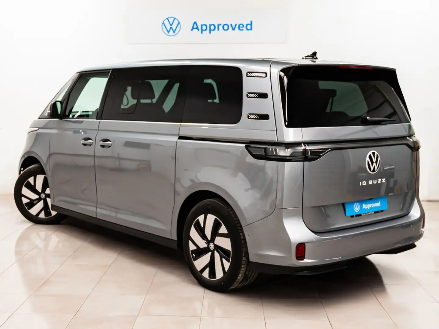Volkswagen ID. Buzz Pro Batalla Larga 210Kw Plateado - 2