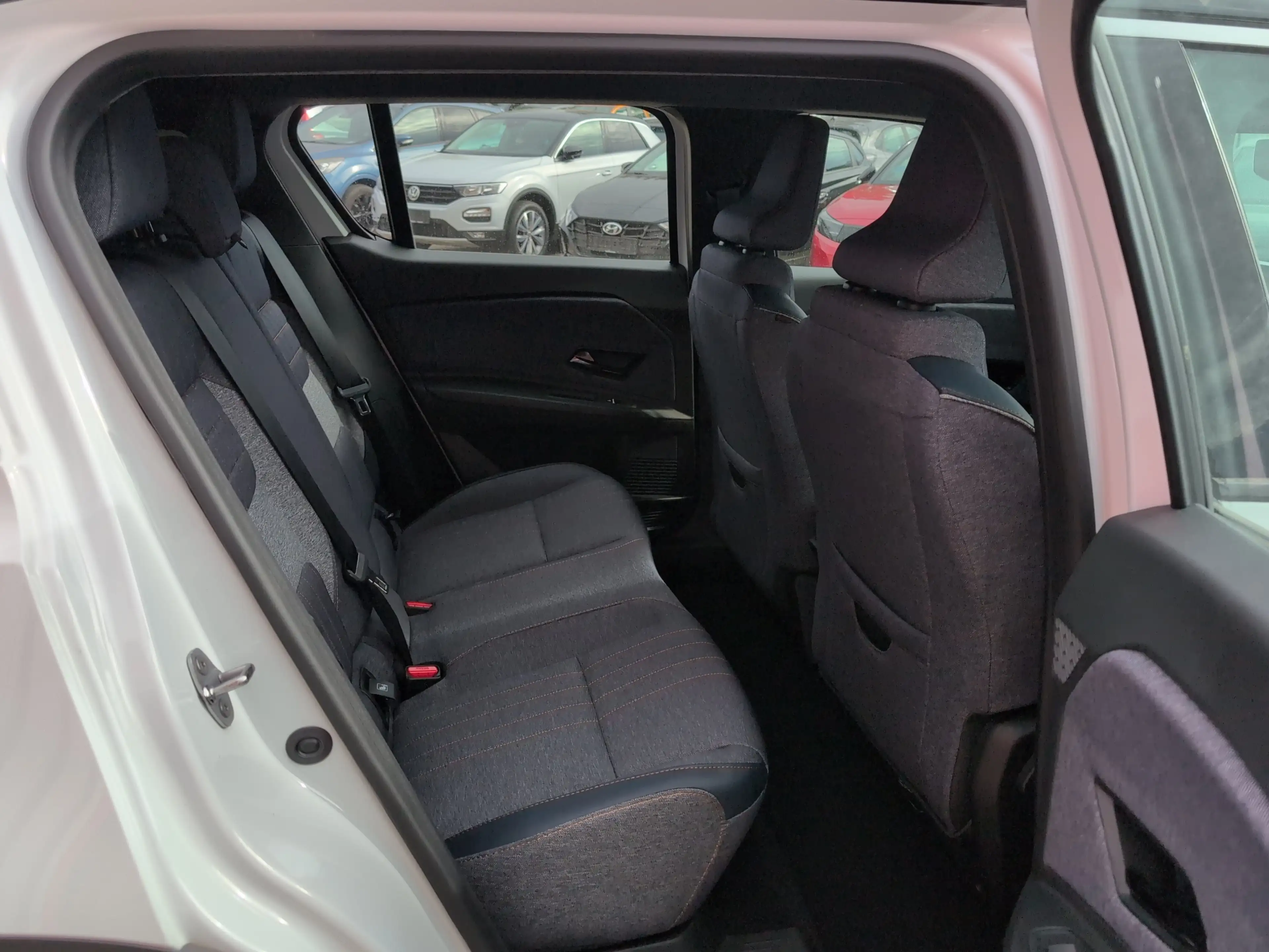 Renault R 4 E-Tech Elektrisch Techno 150 Comfort Range — photo 11