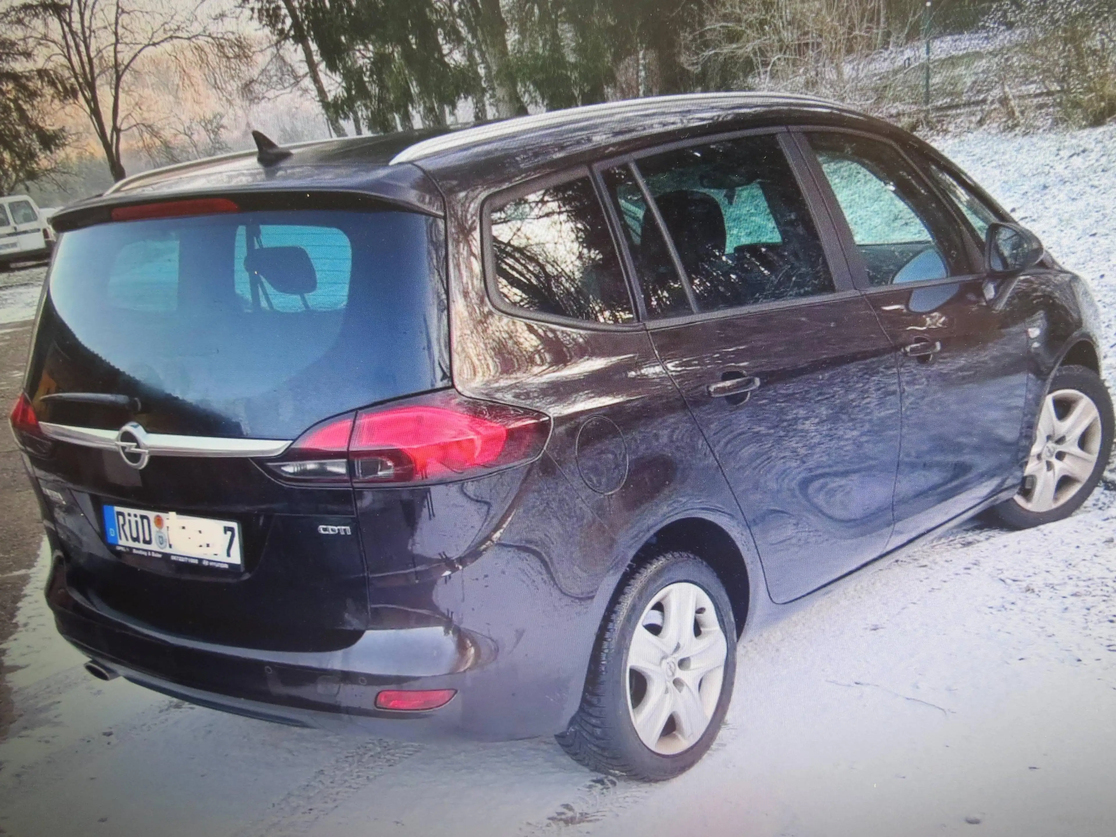 Opel Zafira Tourer Zafira Diesel 2.0 CDTI Active — photo 3