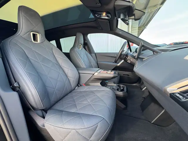 BMW Ix view 15