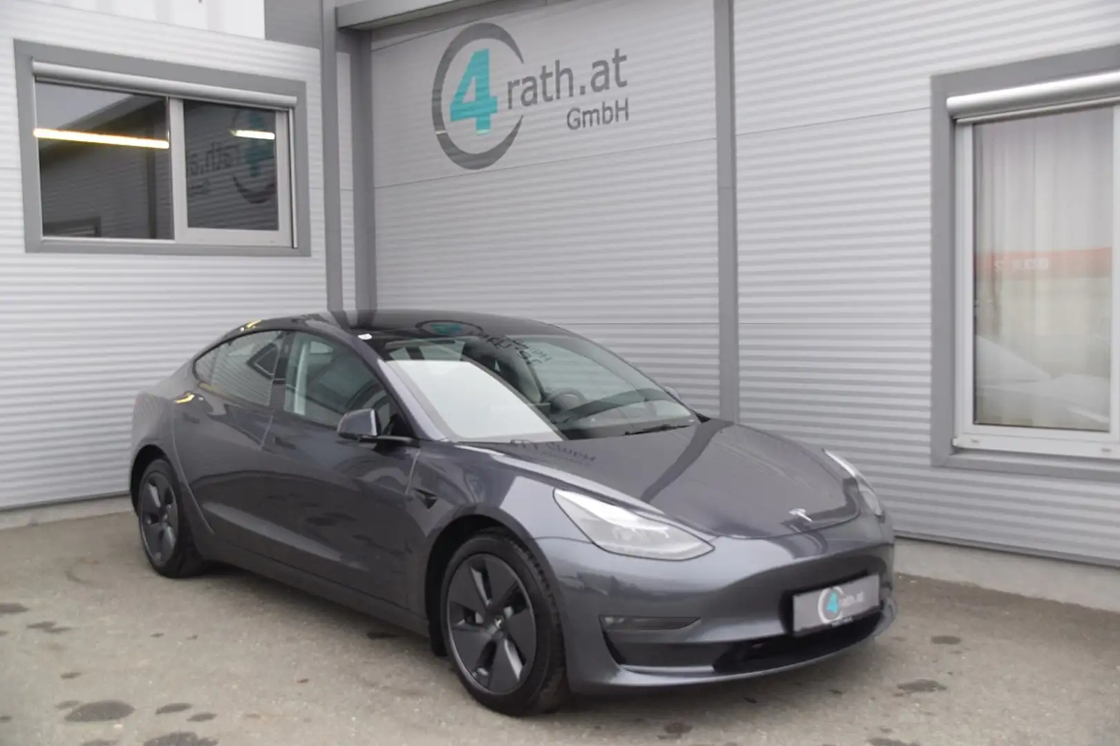 Tesla Model 3 Long Range AWD 75kWh / NETTO: 24.983 € Grau - 1