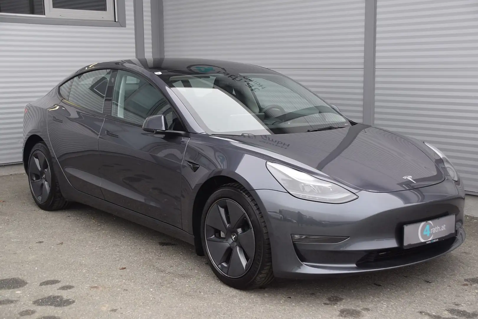 Tesla Model 3 Long Range AWD 75kWh / NETTO: 24.983 € Grau - 2