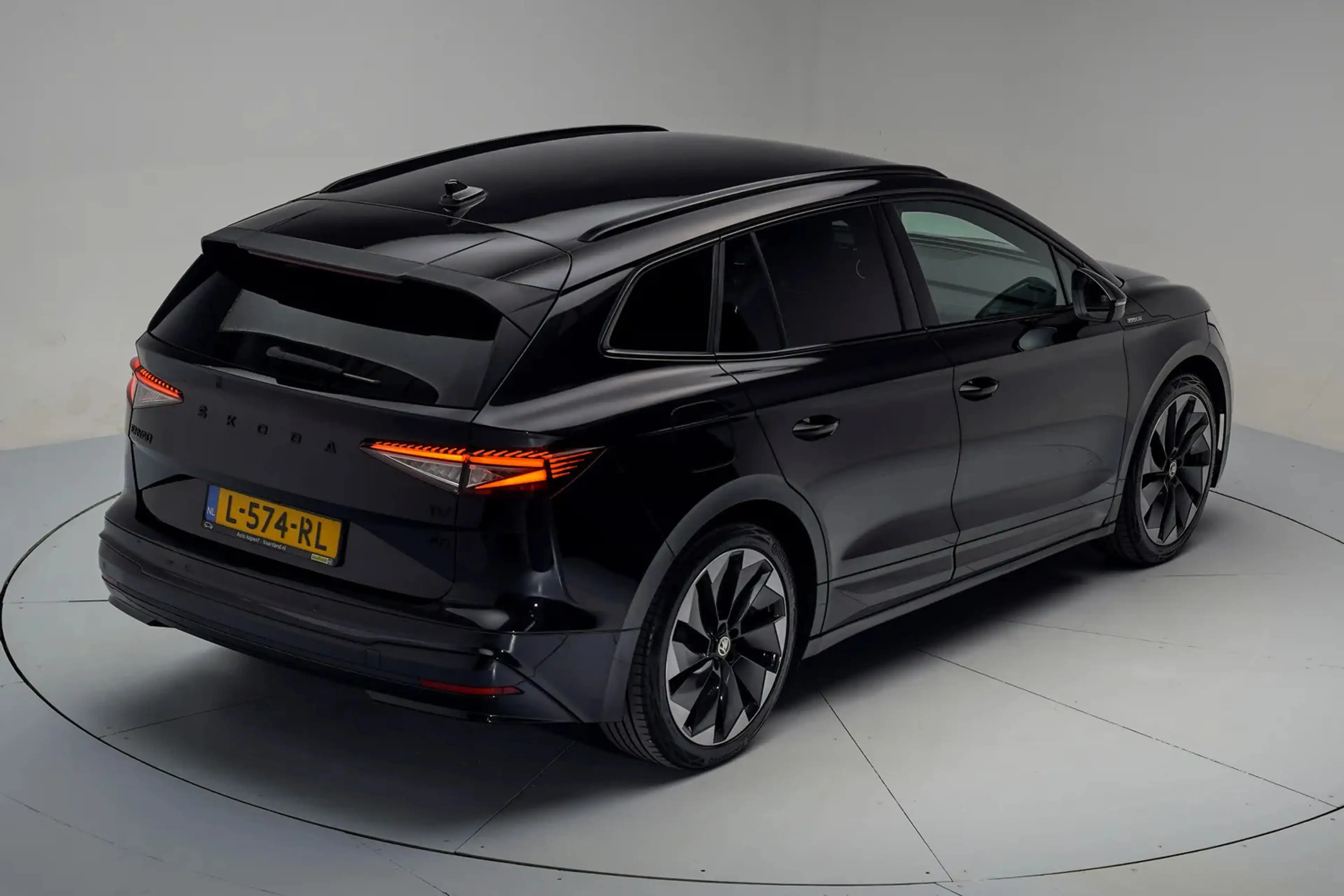 Skoda Enyaq iV 60 Sportline 3-Fase [ Trekhaak Navi Half-leder — photo 14
