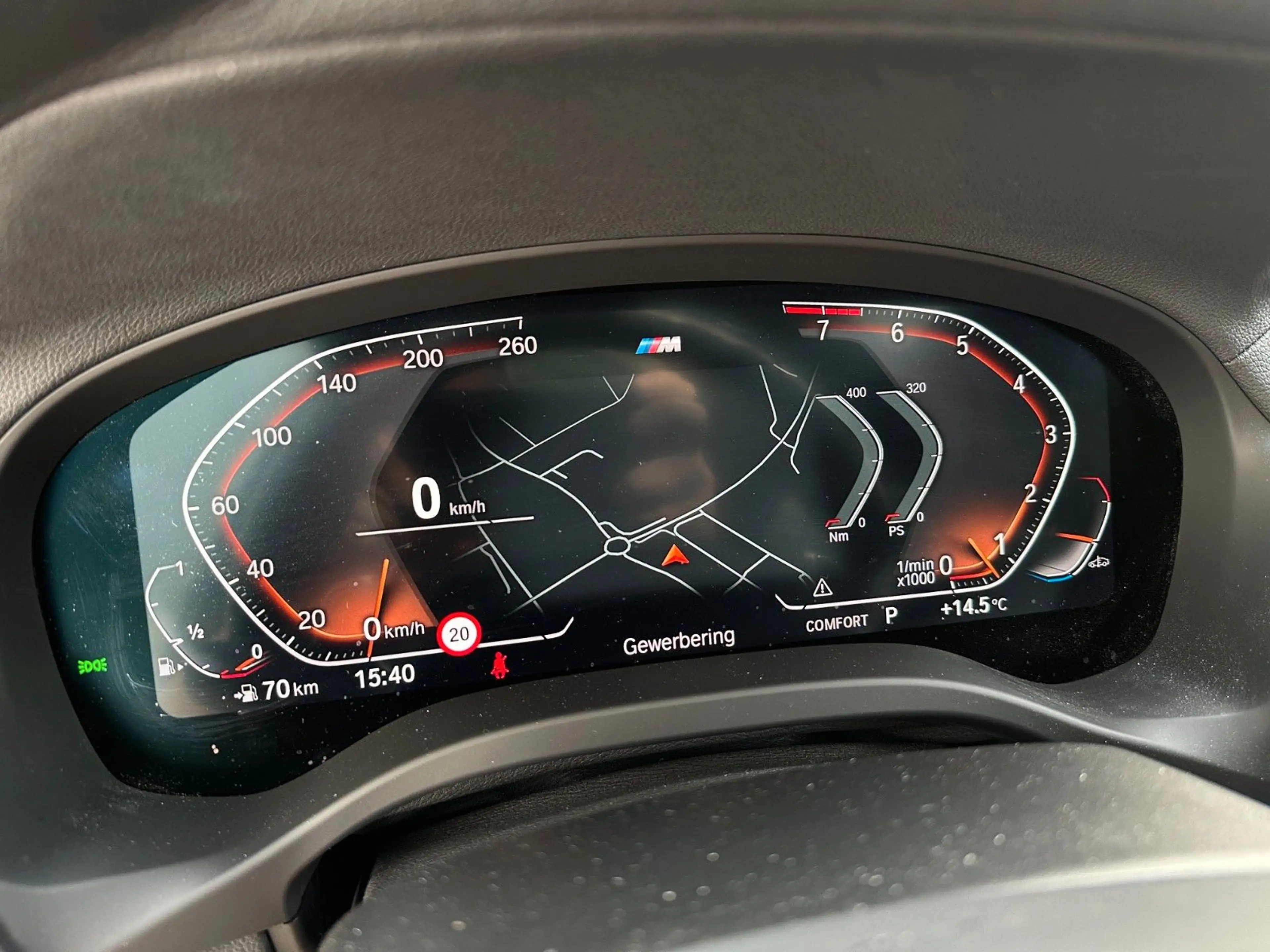 BMW X3 30i M Sport Laser HUD 20" Panorama DAB AHK — photo 9