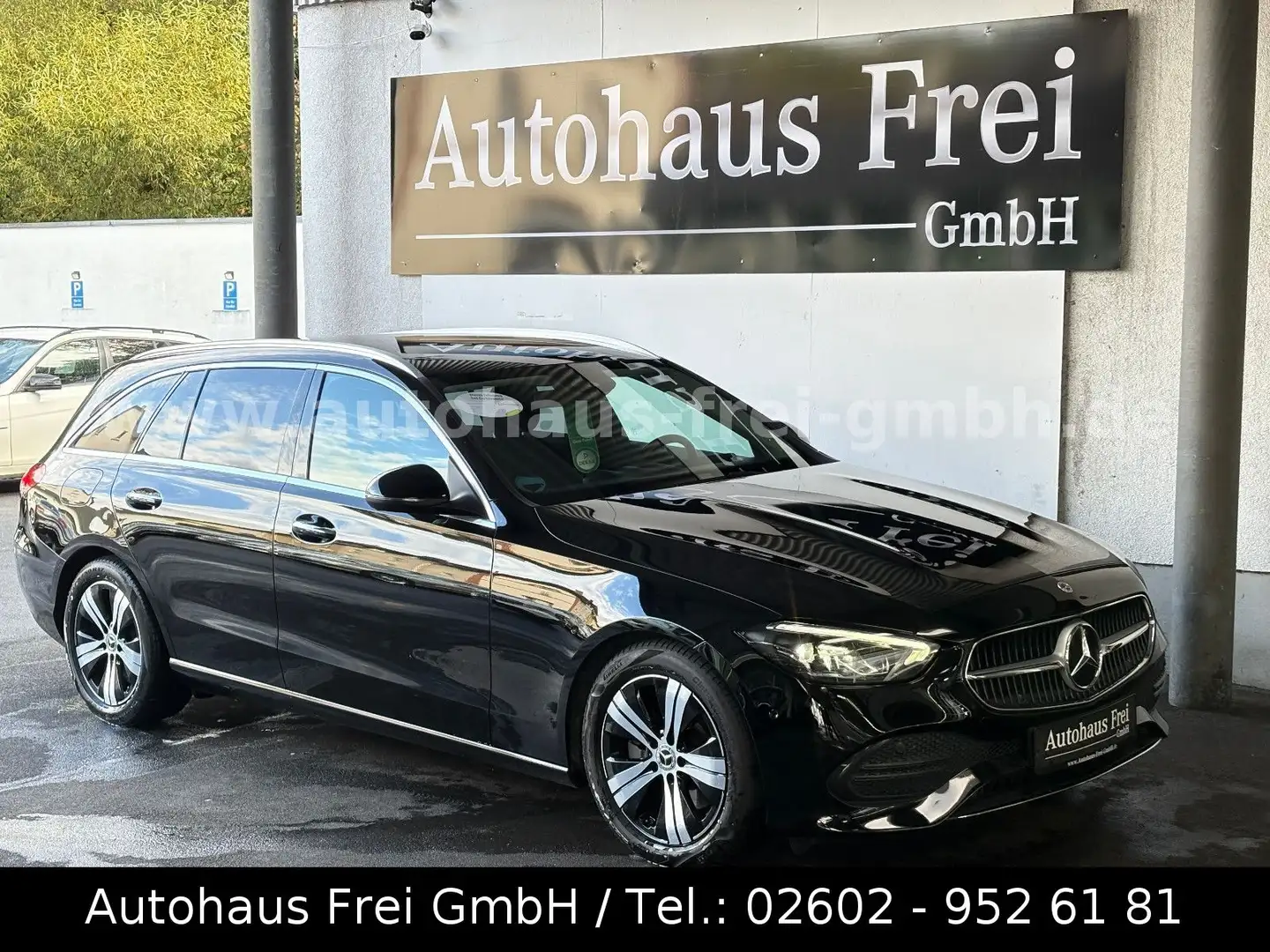 Mercedes-Benz C 200 d /T AVANTGARDE*AHK*SPORT-FAHRW*STANDHEIZ* Noir - 1