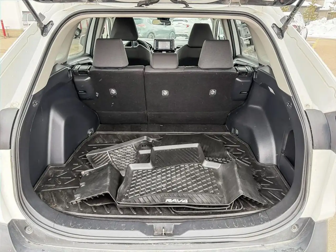 Toyota RAV 4 снимка Toyota RAV 4