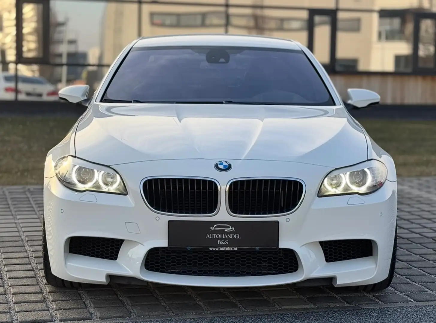 BMW M5 M5 F10 DKG *1.BESITZ, 90.000KM, WIE NEU* Weiß - 2