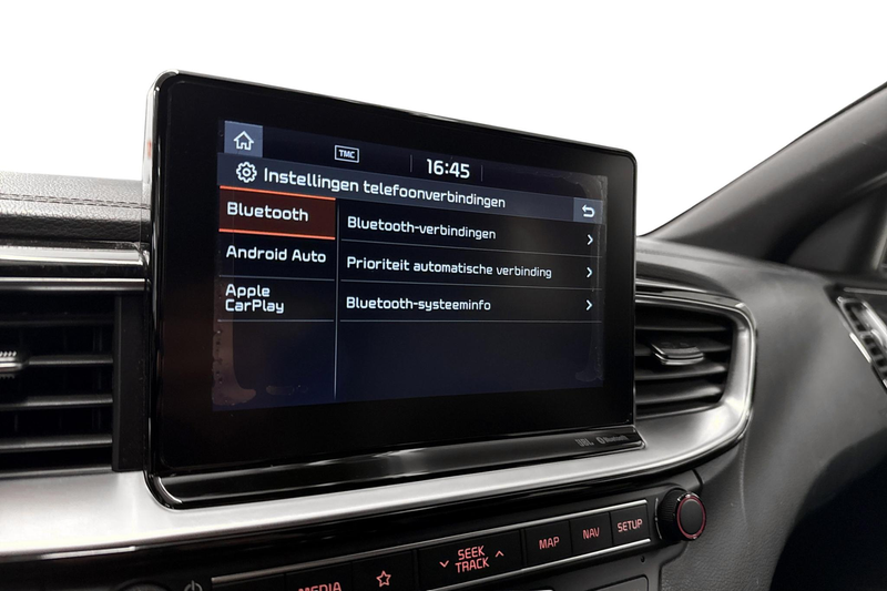 Kia ProCeed / pro_cee'd GT Line 1.0 T-GDI 120 ISG — photo 15