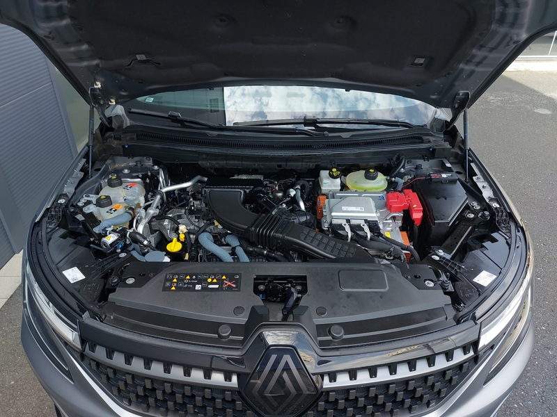 Renault Espace 1.2 E-Tech Full-Hybrid 200 Esprit Alpine — photo 20